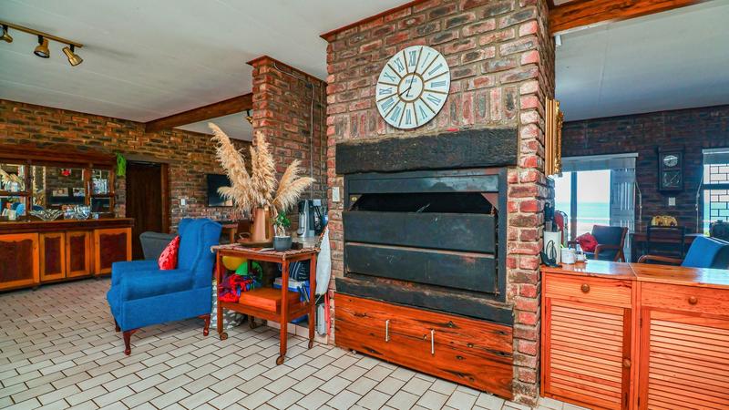 5 Bedroom Property for Sale in Dana Bay Western Cape